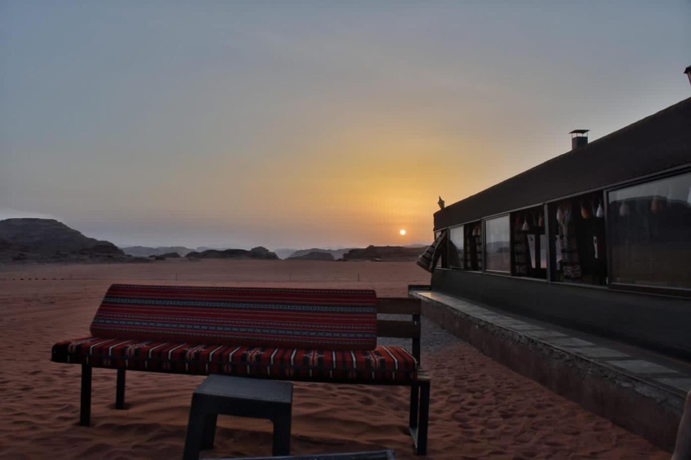 Desert Bedouin Adventure Hotel Wadi Rum Exterior foto