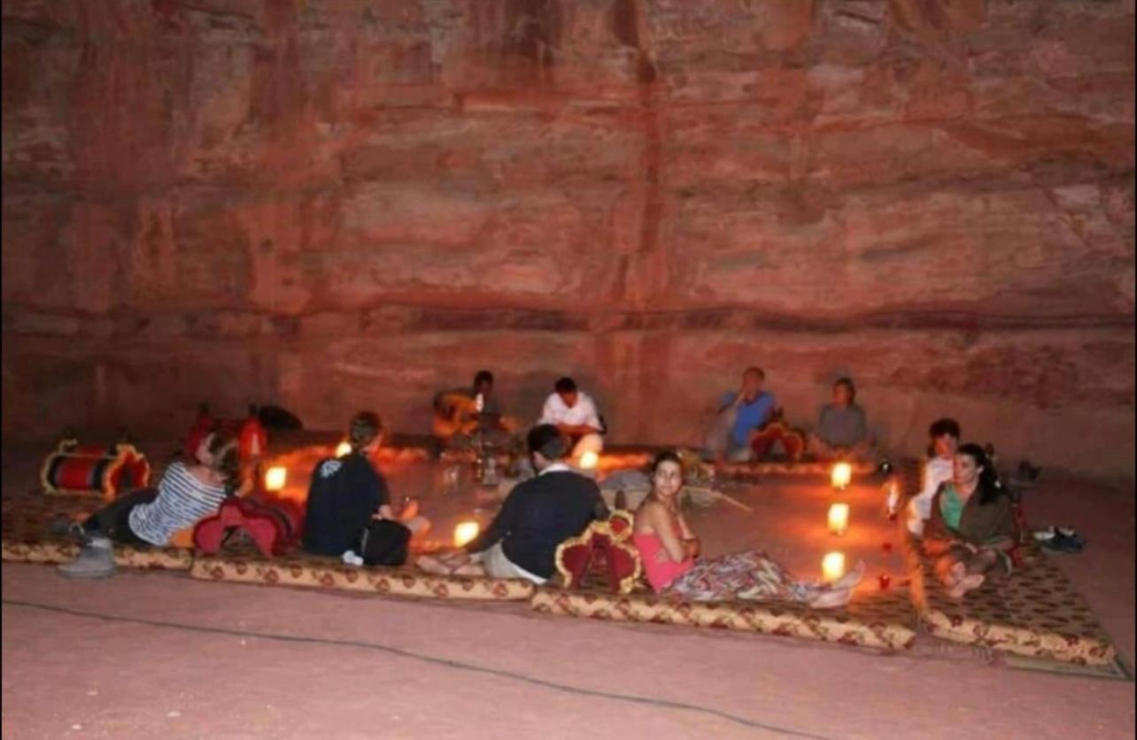 Desert Bedouin Adventure Hotel Wadi Rum Exterior foto